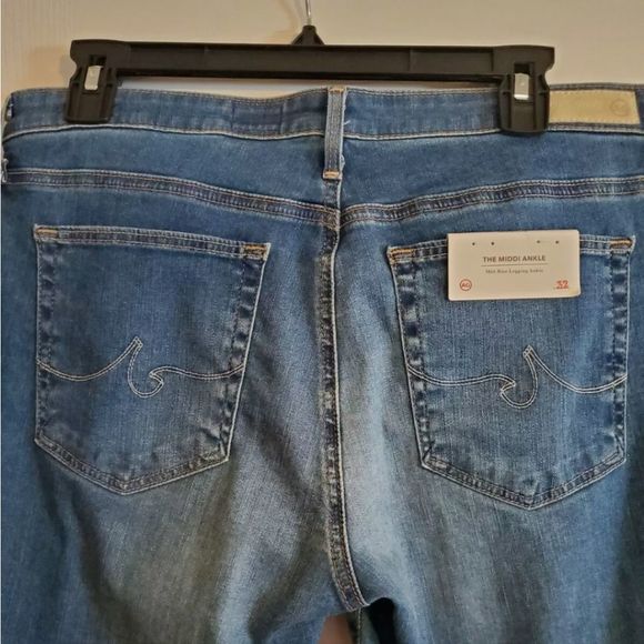 Anthropologie Middi Ankle Distressed Jeans Size 32R - Picture 5 of 7